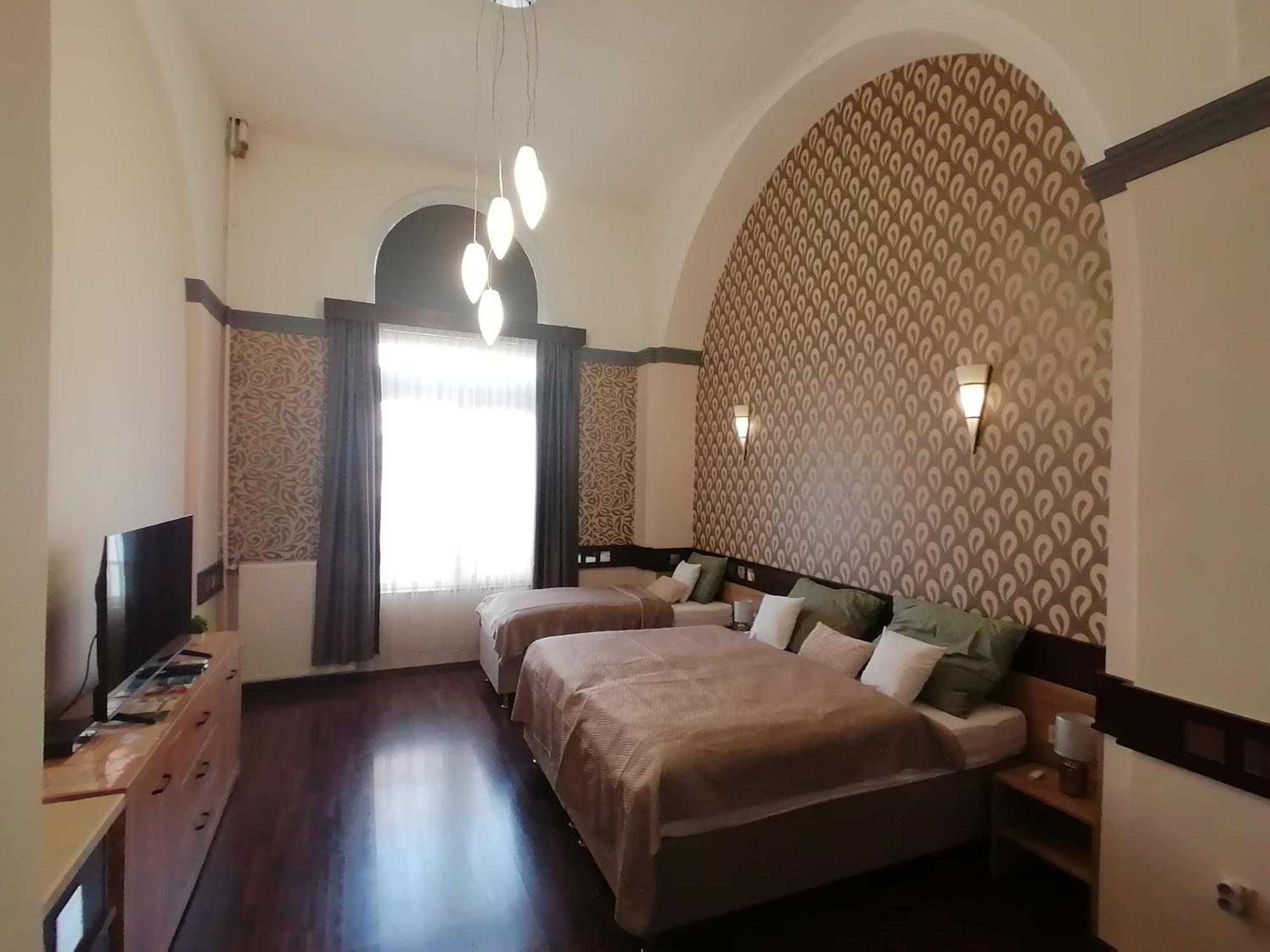 Mohacs Korona Apartman エクステリア 写真