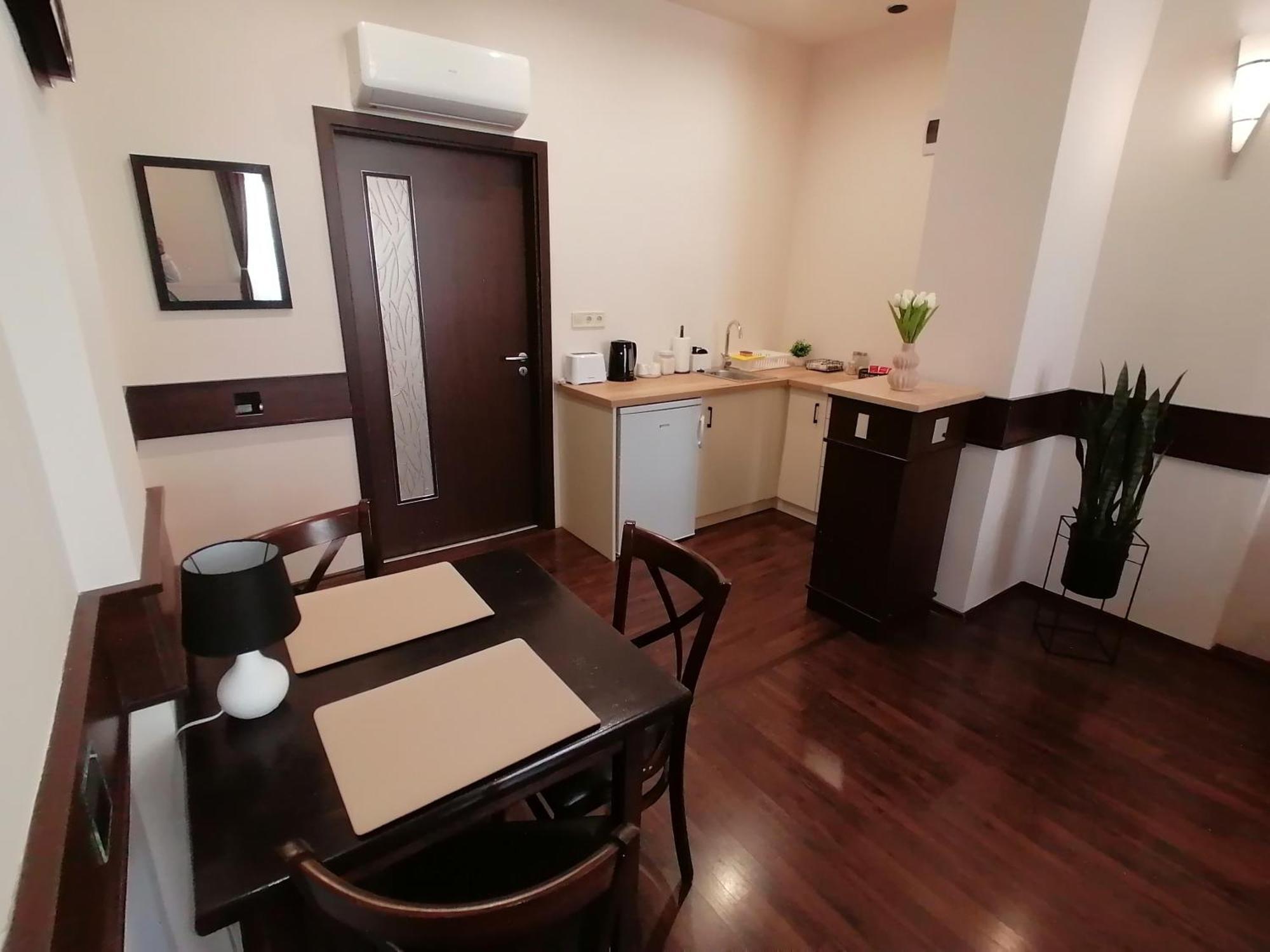 Mohacs Korona Apartman エクステリア 写真